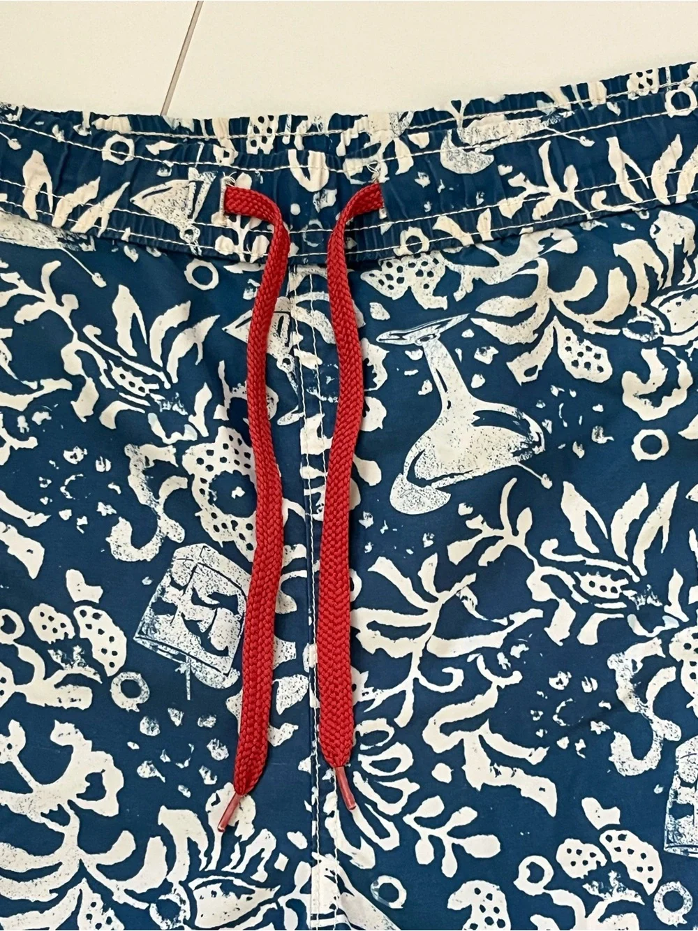 Tommy Bahama Navy Floral Tiki Swim Shorts with Red Drawcord L